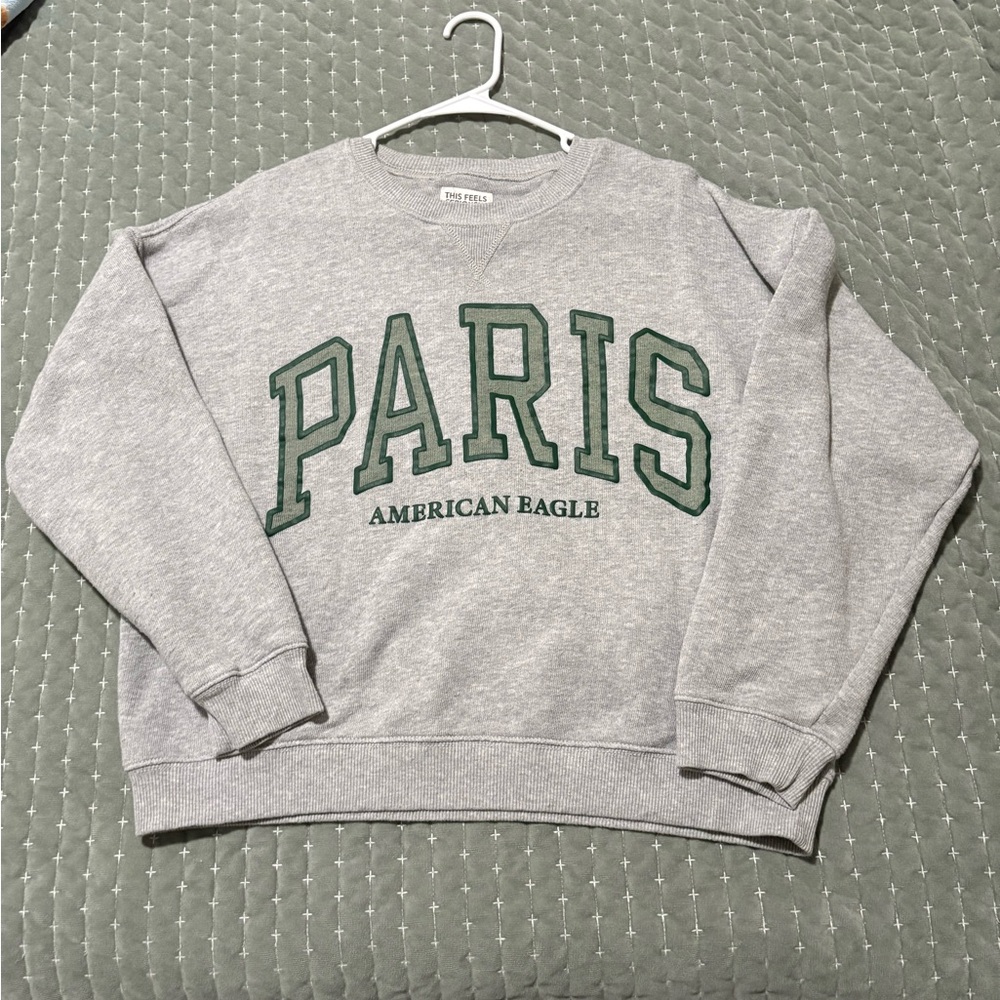 American Eagle Heather Gray Graphic Crewneck Sweatshirt